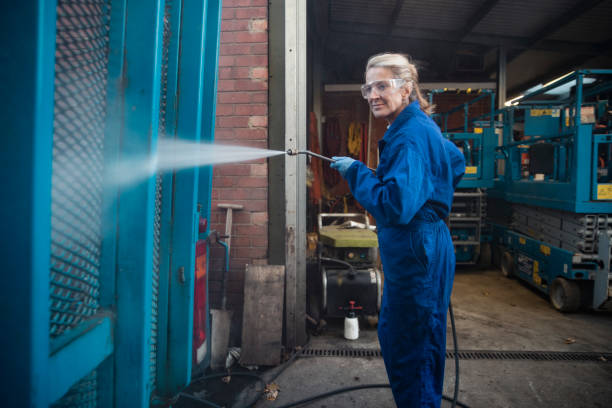 Best Post-Construction Pressure Washing  in Fenton, MI