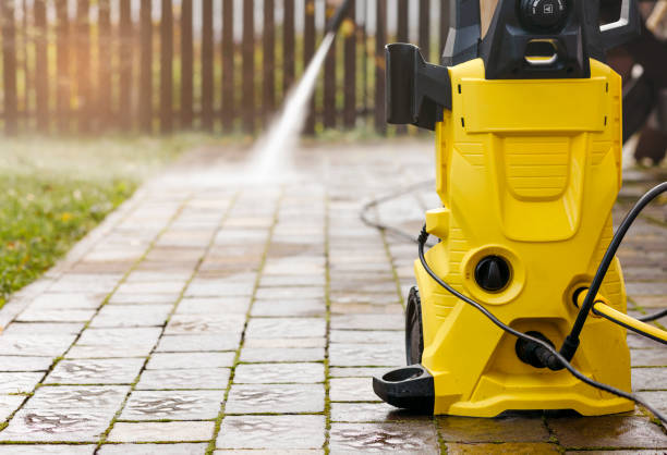 Best Playground Equipment Cleaning  in Fenton, MI